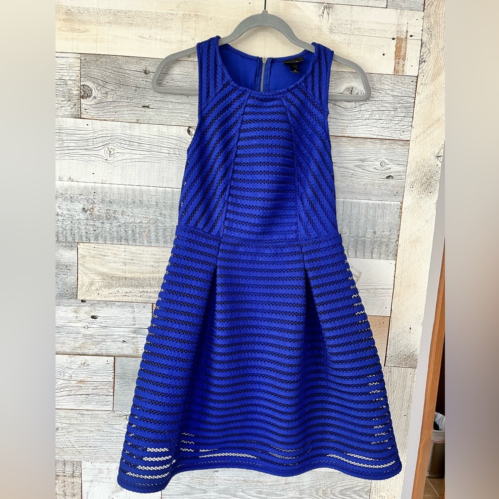 Blue women’s sleeveless A-line dress